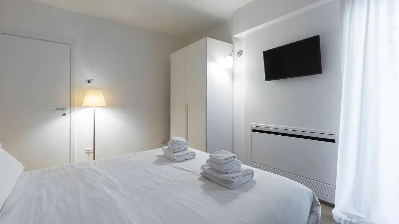 Italianway - Corso Como 11 Milano